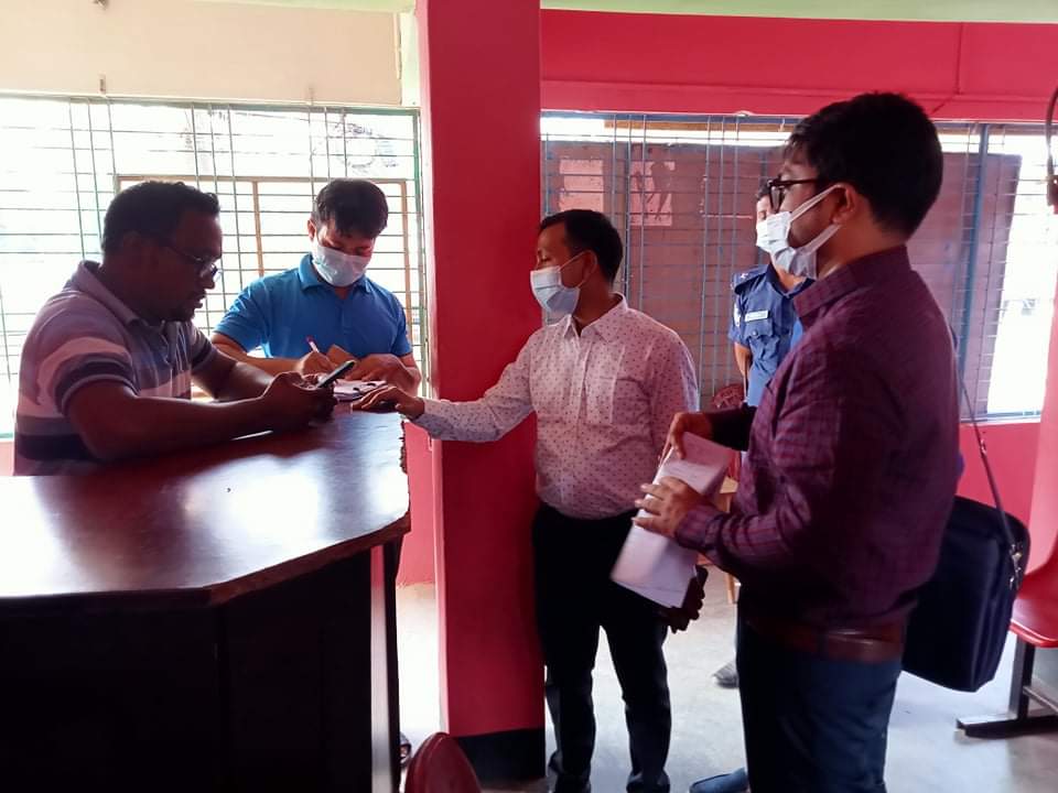 ঠাকুরগাঁওয়ে ৩ ক্লিনিক সিলগালা