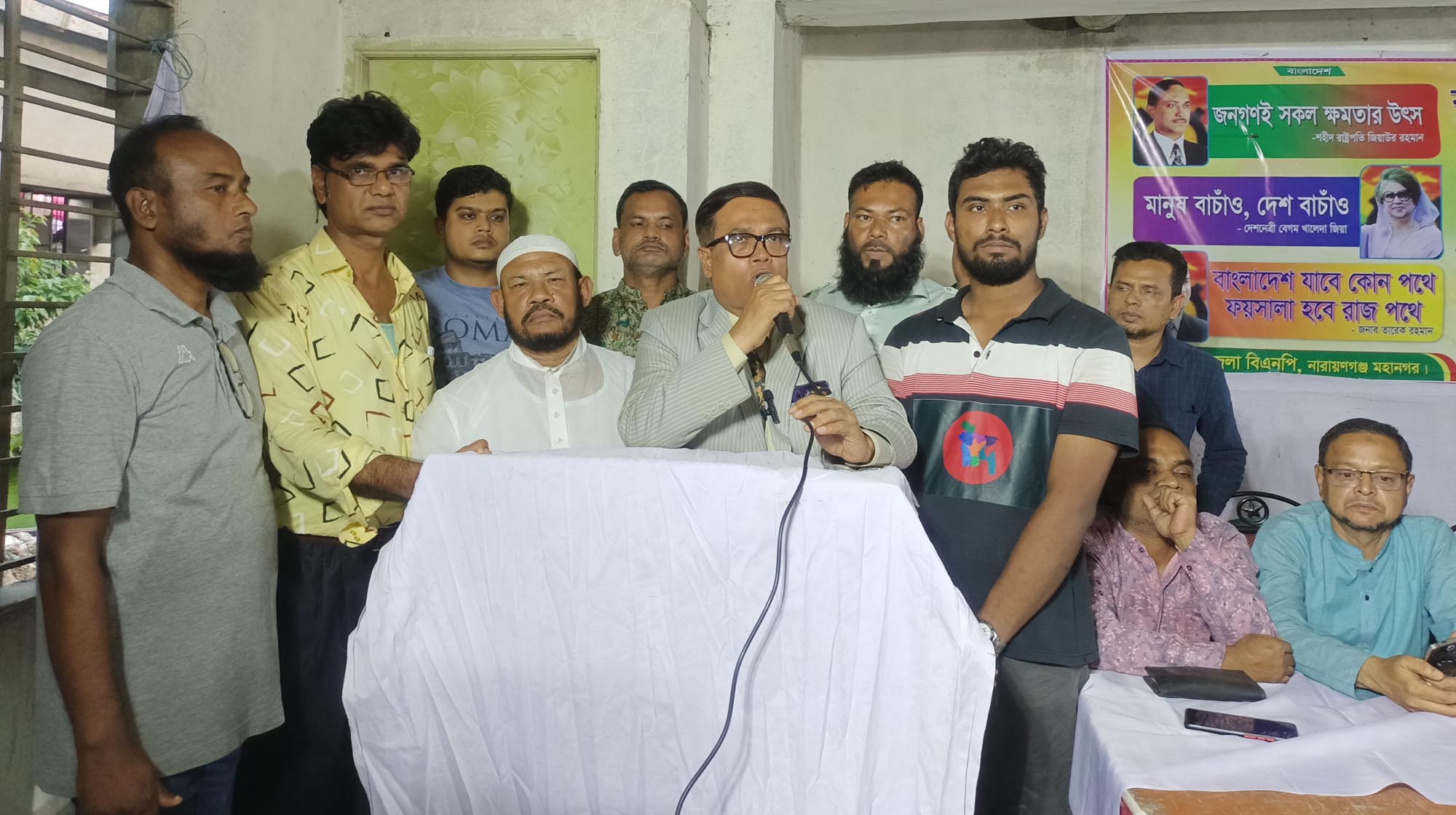 পরীক্ষিত নেতাকর্মীদের নিয়ে কমিটি গঠন করা হবে : এড. সাখাওয়াত