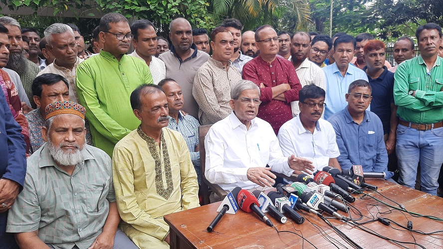প্রধানমন্ত্রীকেই সেংশন দেয়া উচিৎ : মির্জা ফখরুল