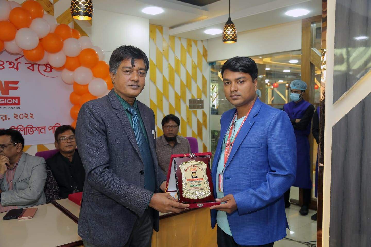 শ্রেষ্ঠ সংবাদকর্মীর সম্মাননা পেলেন সাতক্ষীরার সৌরভ
