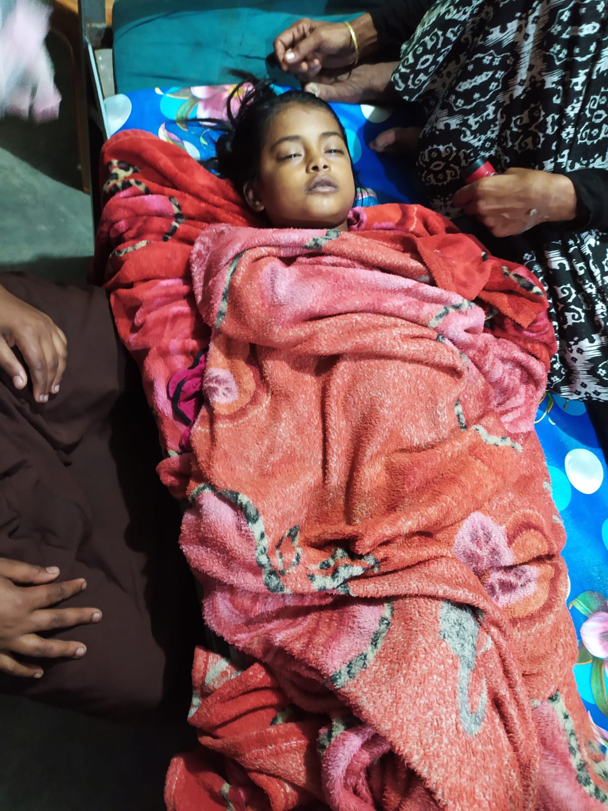 পেটে ব্যথা নিয়ে ভর্তি, ৩ ইঞ্জেকশনেই মৃত্যুর কোলে ঢলে পড়লো শিশু মাহেরা