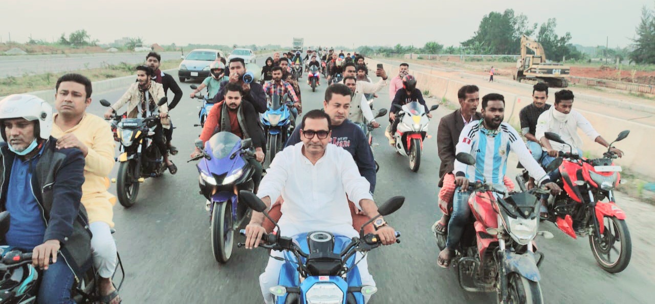 রূপগঞ্জে জামায়াত-বিএনপির নৈরাজ্যের প্রতিবাদে বাইক শোডাউন