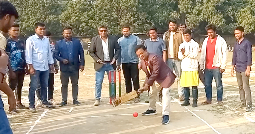 শিবগঞ্জে বঙ্গবন্ধু কাপ ক্রিকেট টুর্নামেন্টের উদ্বোধন