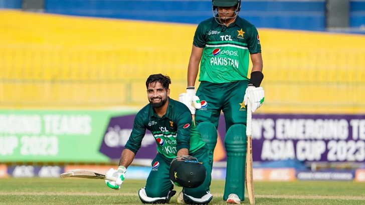 ভারতকে হারিয়ে টানা ২য় বার চ্যাম্পিয়ন পাকিস্তান
