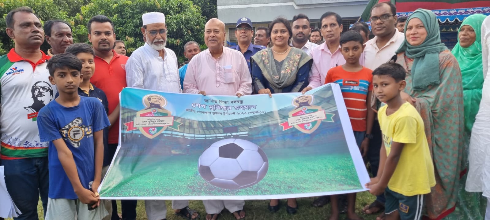 পত্নীতলায় বঙ্গবন্ধু জাতীয় গোল্ডকাপ ফুটবল টুর্ণামেন্ট অনুষ্ঠিত