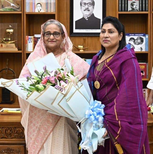 যুব মহিলা লীগের প্রতিষ্ঠাবার্ষিকীর শুভেচ্ছা জানালেন ডেইজী সারওয়ার