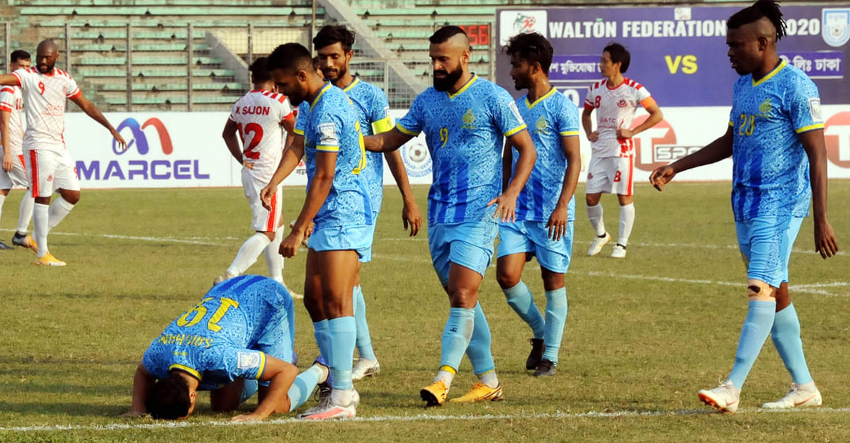 কোয়ার্টার ফাইনালে আবাহনী