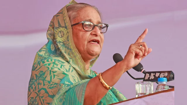 নুহ্ নবীর নৌকা ক্ষমতায় এলে মানুষের উন্নতি হয় : প্রধানমন্ত্রী