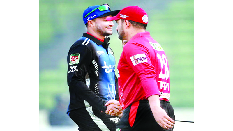 রুদ্ধশ্বাস লড়াইয়ের পর তামিমকে হারালেন সাকিব