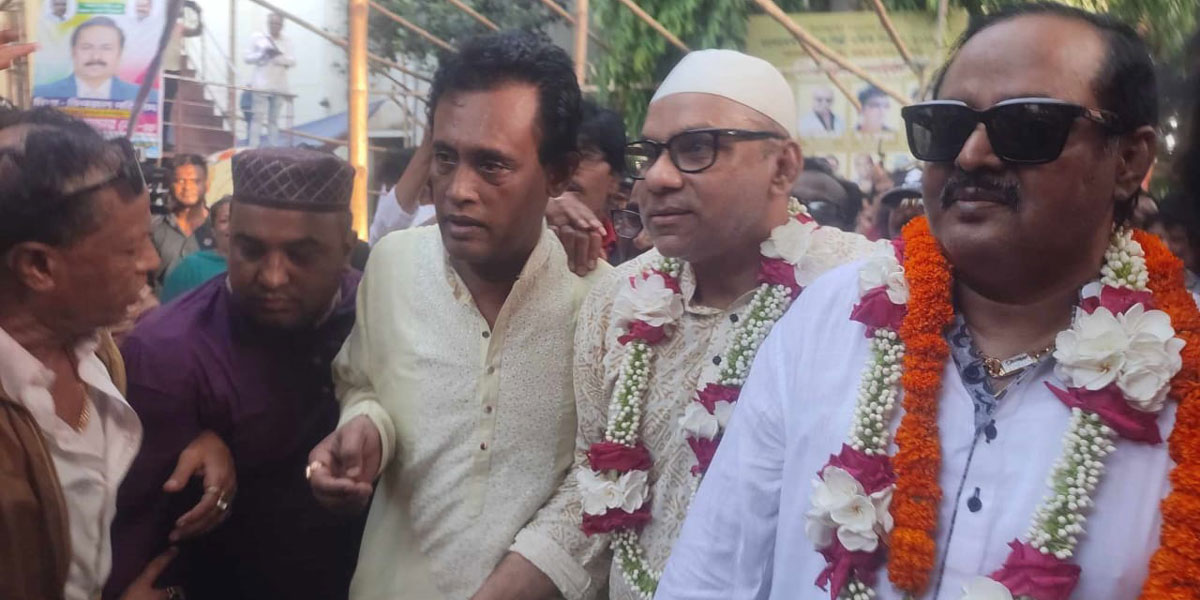 শিল্পী সমিতির সভাপতি মিশা, সা. সম্পাদক ডিপজল