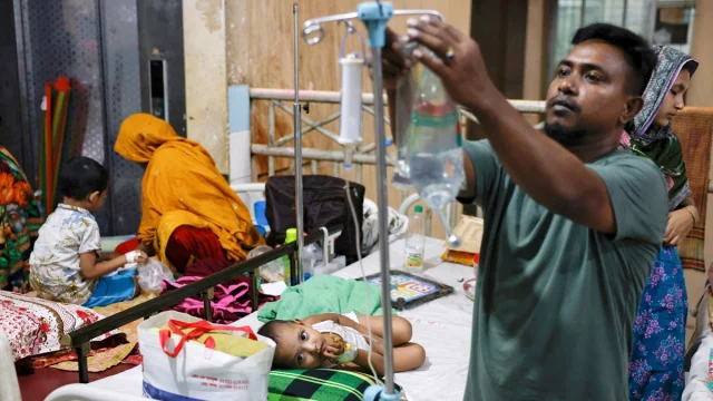 ডেঙ্গুতে আরও ৮ মৃত্যু : নতুন রোগী ১০১৭