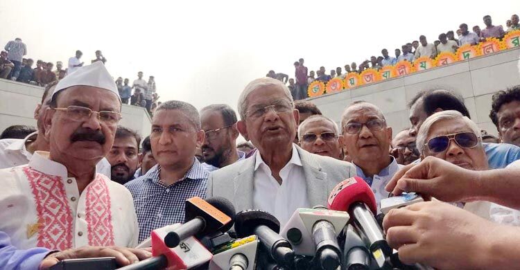 রাষ্ট্রপতি অপসারণে হঠকারী সিদ্ধান্ত নেওয়া যাবে না : ‍মির্জা ফখরুল
