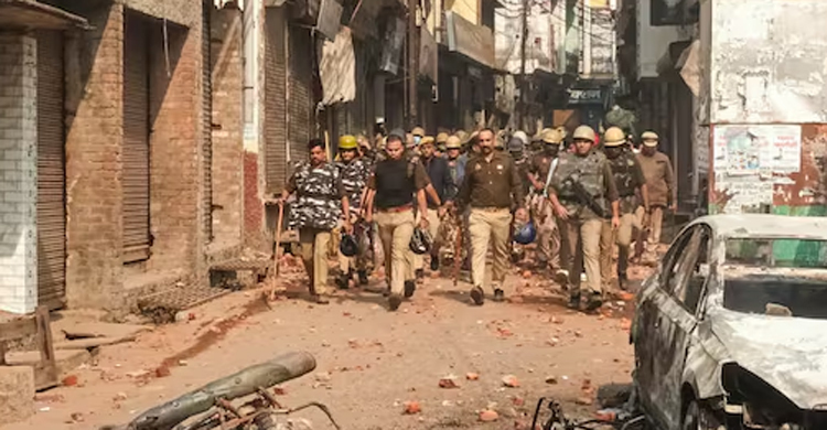 ভারতে মসজিদ সমীক্ষা নিয়ে সংঘর্ষ : নিহত বেড়ে ৬