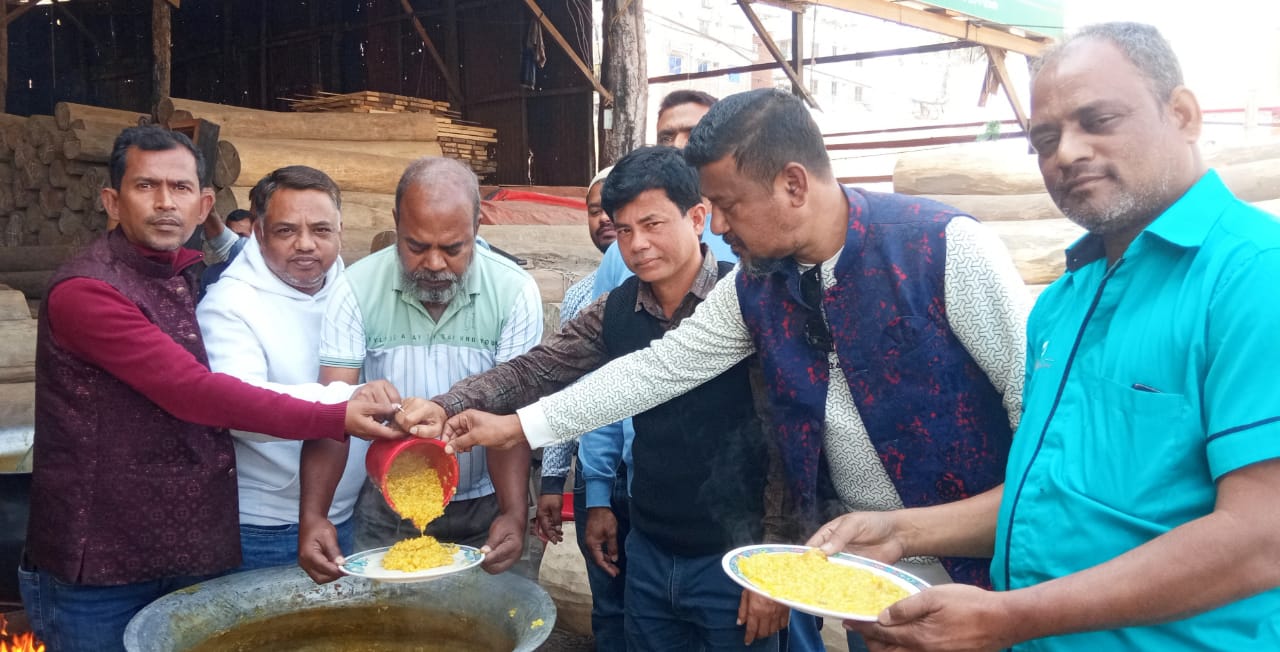 না.গঞ্জে খাজা গরীবে নেওয়াজ মইনুদ্দিন চিশতী (র.) স্মরণে মিলাদ ও দোয়া