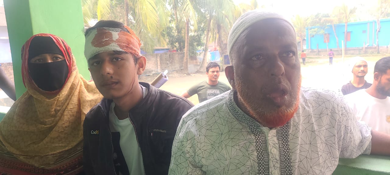 বাগেরহাটে বিএনপির কমিটি গঠন কেন্দ্র করে হামলা : আহত ৫, ব্যালট বাক্স ছিনতাই
