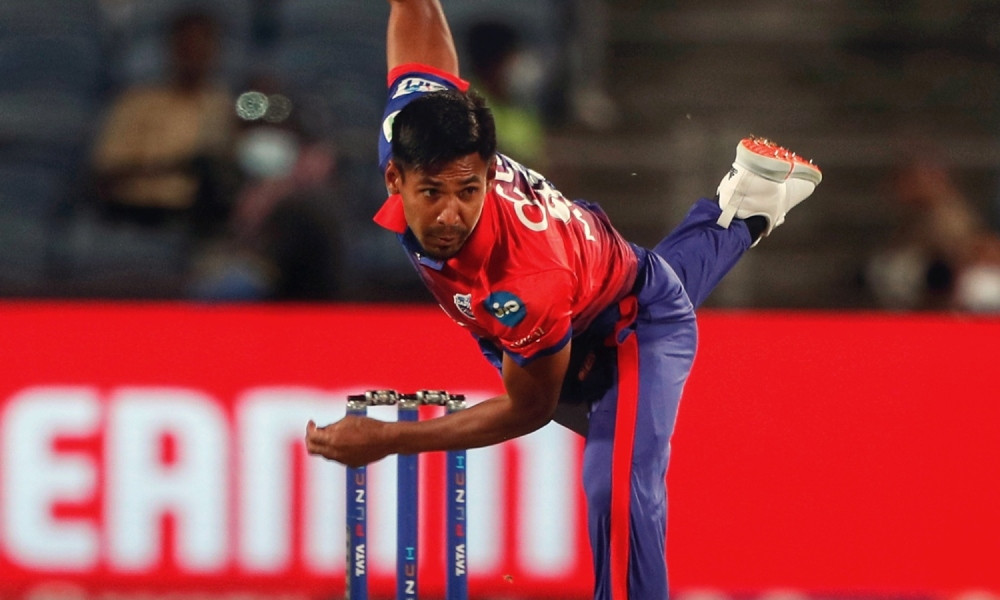 কত টাকায় মোস্তাফিজকে কিনে নিলো দিল্লি! ‍