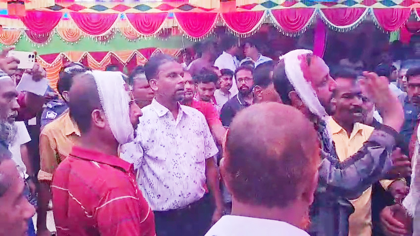 বাগেরহাটে বিএনপির ২ পক্ষের সংঘর্ষ : ইউনিয়ন বিএনপির সম্মেলন স্থগিত, আহত ৩০