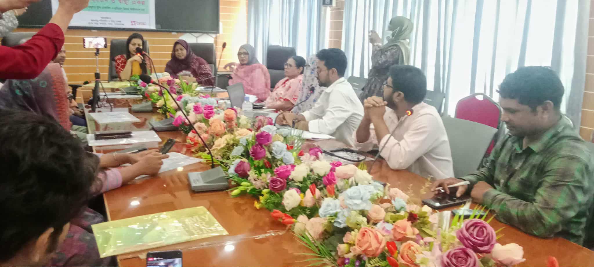 না.গঞ্জে জলবায়ু পরিবর্তন ও স্বাস্থ্য বিষয়ক অবহিতকরণ সভা অনুষ্ঠিত