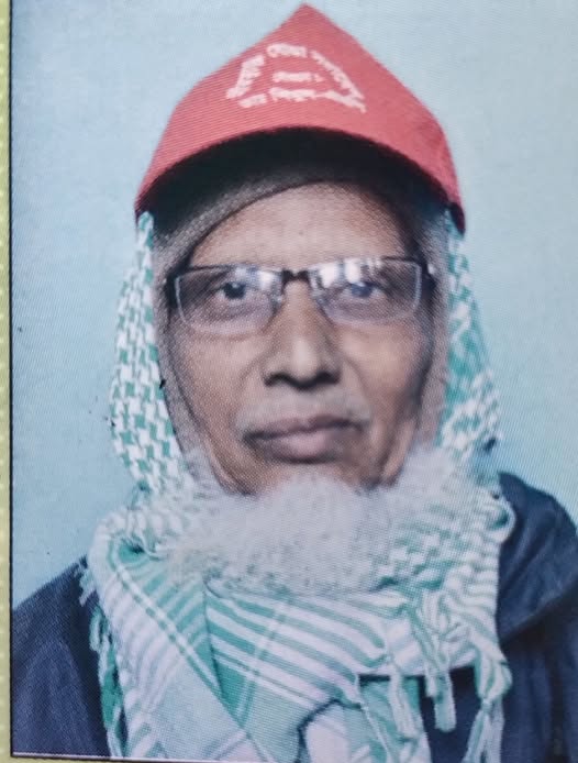 শিবগঞ্জে রাষ্ট্রীয় মর্যাদায় বীরমুক্তিযোদ্ধার দাফন সম্পন্ন