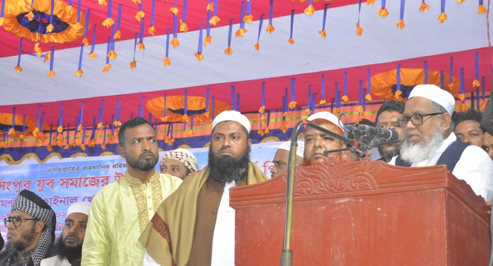 ফতুল্লায় ক্রিকেট টুর্নামেন্টের ফাইনাল খেলার পুরষ্কার বিতরণী অনুষ্ঠানে কাসেমী