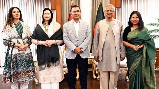 প্রধান উপদেষ্টার সঙ্গে সপরিবারে তারেক রহমানের সাক্ষাৎ