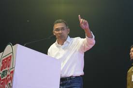 কেন্দ্রে ফজরের নামাজ পড়ে ভোটের লাইনে দাঁড়াতে হবে : তারেক রহমান