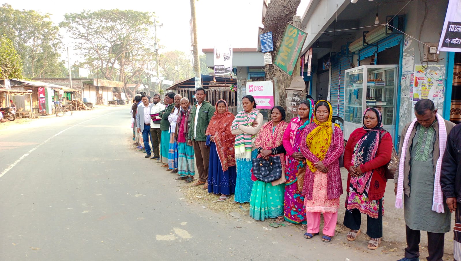 সংখ্যালঘু, আদিবাসী ও নারী ভোটারদের নিরাপত্তা নিশ্চিতের দাবিতে মানববন্ধন