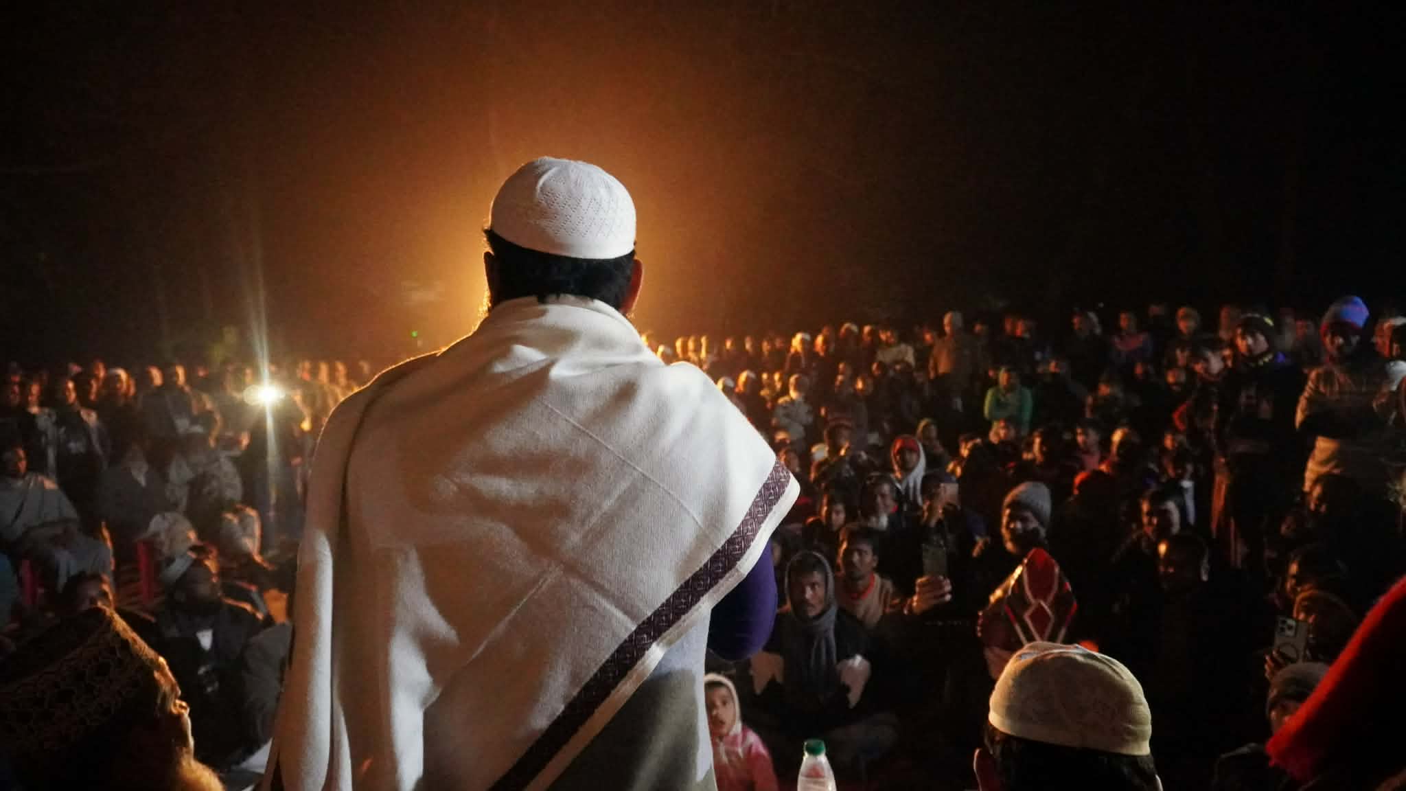 ‘এমপি হলে প্রতিটি মোড়ে নিজের মোবাইল নম্বর টানিয়ে রাখবো’