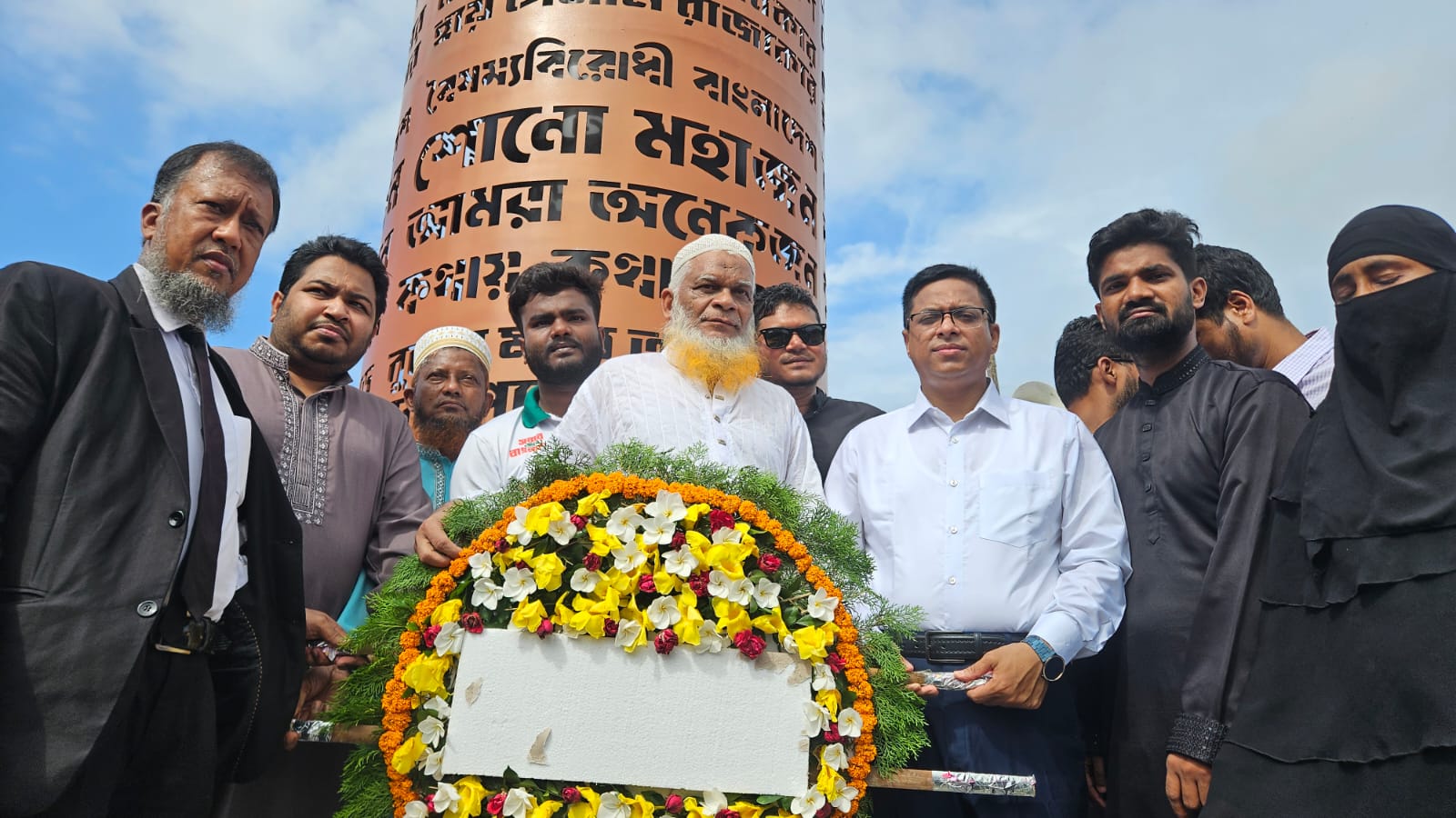 না.গঞ্জে জুলাই শহীদদের শ্রদ্ধা নিবেদনের মধ্যদিয়ে পালিত হলো জুলাই শহীদ দিবস