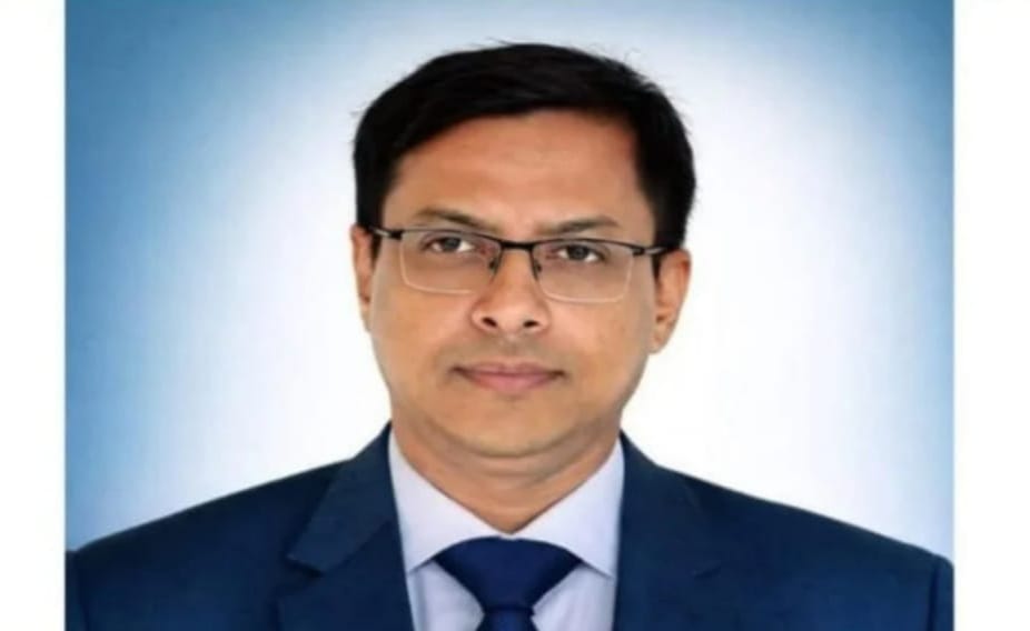 শান্তিপূর্ণ ও উৎসবমুখর পরিবেশে দুর্গাপূজা উদযাপনের লক্ষ্যে নিরাপত্তায় কোনো ছাড় নয়: ডিসি রায়হান কবির