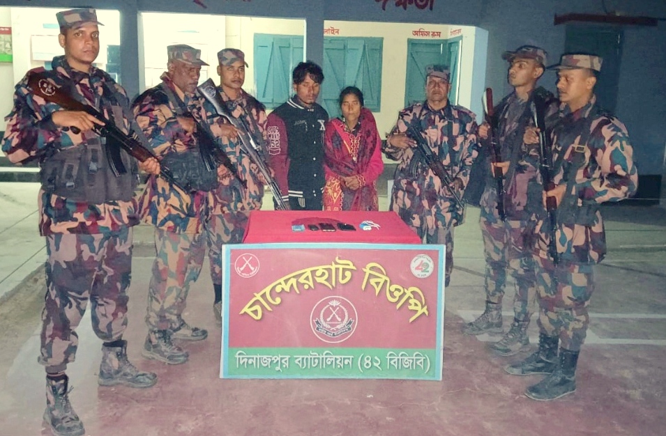  সীমান্তে মা ছেলেকে ফেরত দিয়েছে বিএসএফ