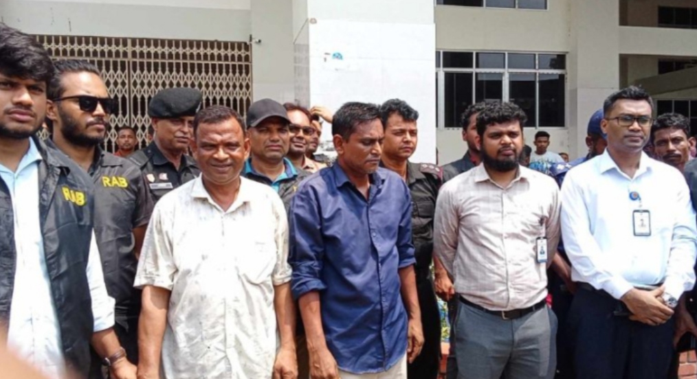 নারায়ণগঞ্জ ৩০০ শয্যা হাসপাতালে দালালবিরোধী অভিযান: নারীসহ ৩ জনের কারাদণ্ড