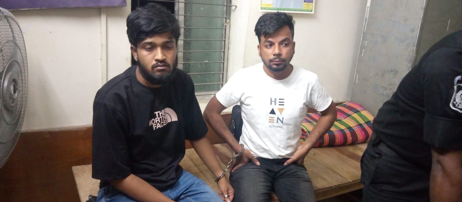 বাগাতিপাড়ায় ৮৫ পিস ইয়াবাসহ নাটোর সদরের ২ মাদক ব্যবসায়ী গ্রেপ্তার