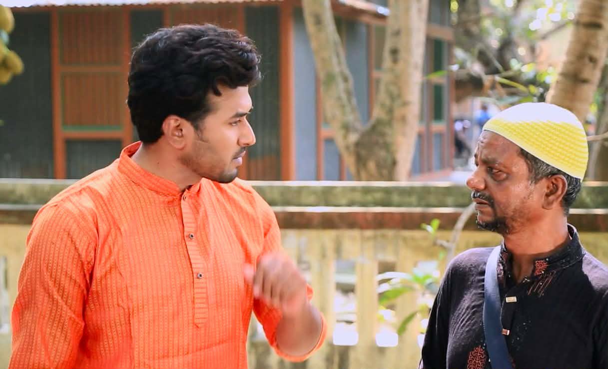 ঈদের বিশেষ নাটক “আগে প্রেম পরে বিয়ে”তে ঘটক হয়ে আসছেন মোখলেসুর রহমান তোতা