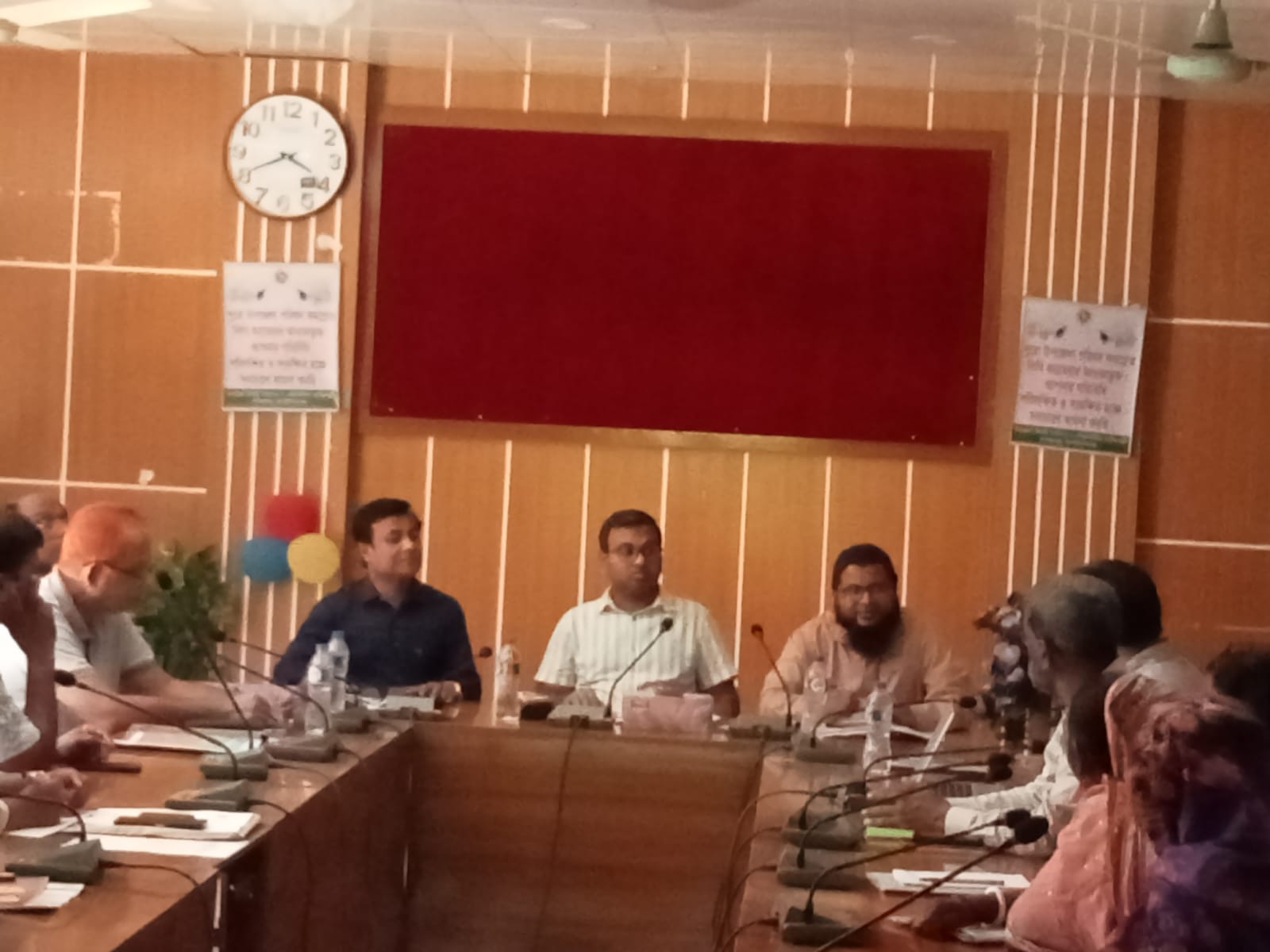 গোমস্তাপুরে সরকারি কর্মকর্তাদের সাথে অ্যাডভোকেসি প্ল্যাটফর্মের মতবিনিময় সভা অনুষ্ঠিত