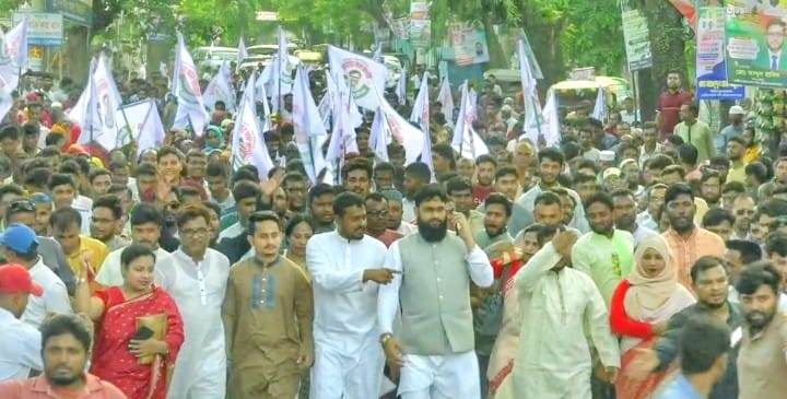 গণভোটের বিরুদ্ধে গিয়ে বিএনপি শেখ হাসিনার সংবিধান বাস্তবায়নে কাজ করছে