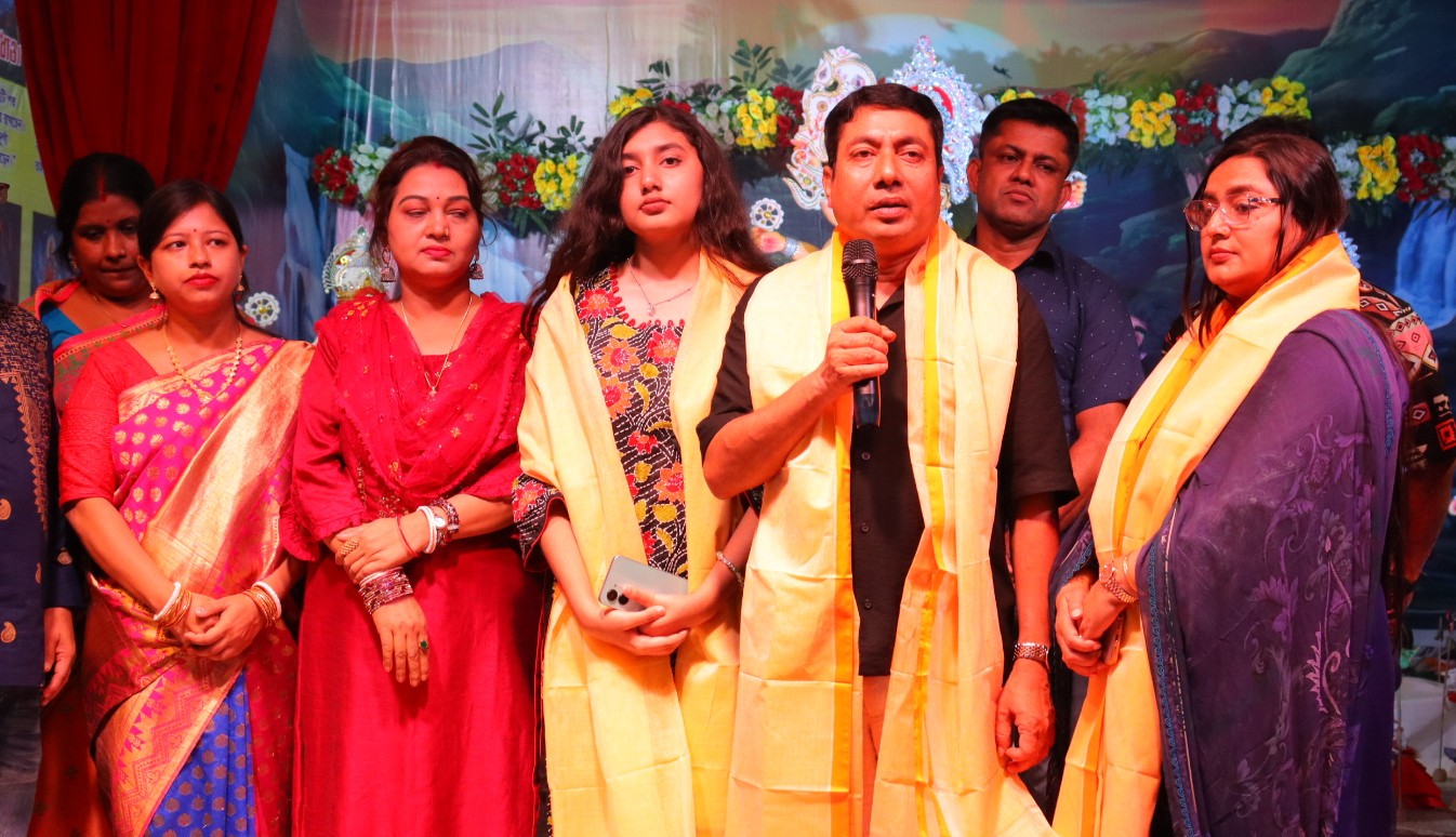 নারায়ণগঞ্জে ২৪০ মণ্ডপে শান্তিপূর্ণ ও উৎসবমুখর দুর্গোৎসব