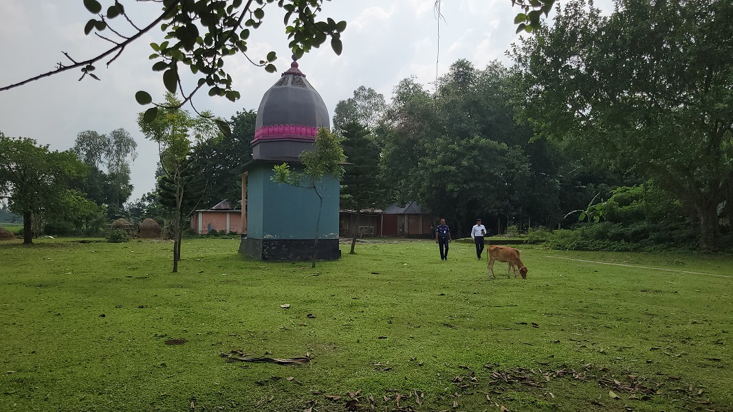 ঠাকুরগাঁওয়ে রসিক রায় জিও মন্দিরে সনাতন ও ইস্কন ধর্মাবলম্বীদের সংঘর্ষ